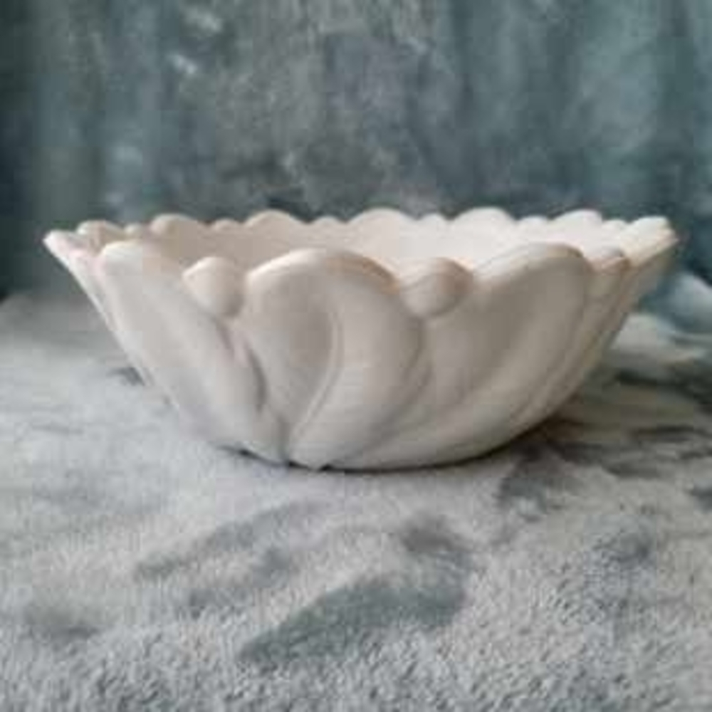 White Scalloped Ceramic Decorative Bowl
